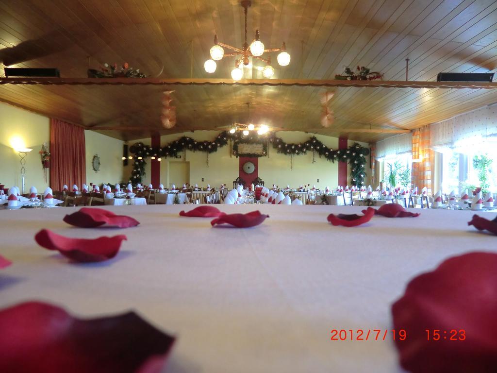 ריס Hotel Restaurant Jonkhans מראה חיצוני תמונה
